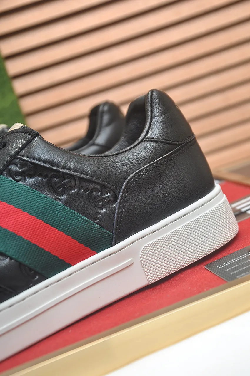 Men's men's shoes💰420💶[GUCCI Gucci] official website 1:1 men's sports shoes are now on the market, using original Gucci fabric + gluten lining, plus the official website original 1:1 comfortable outsole. Fashionable and versatile, super comfortable and breathable. 5 colors available, standard shoe size 38/45 (custom-made sizes 45 are non-refundable)